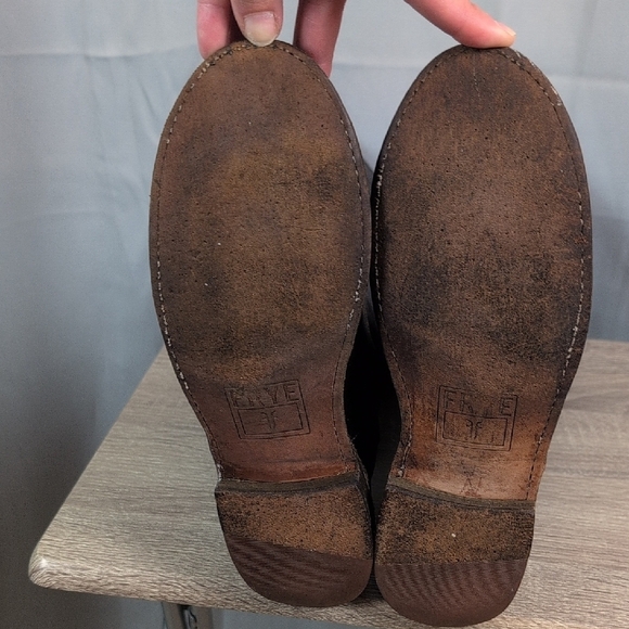 Frye Chocolate Brown Over the Knee Leather Boots. 8.5. - Picture 9 of 16